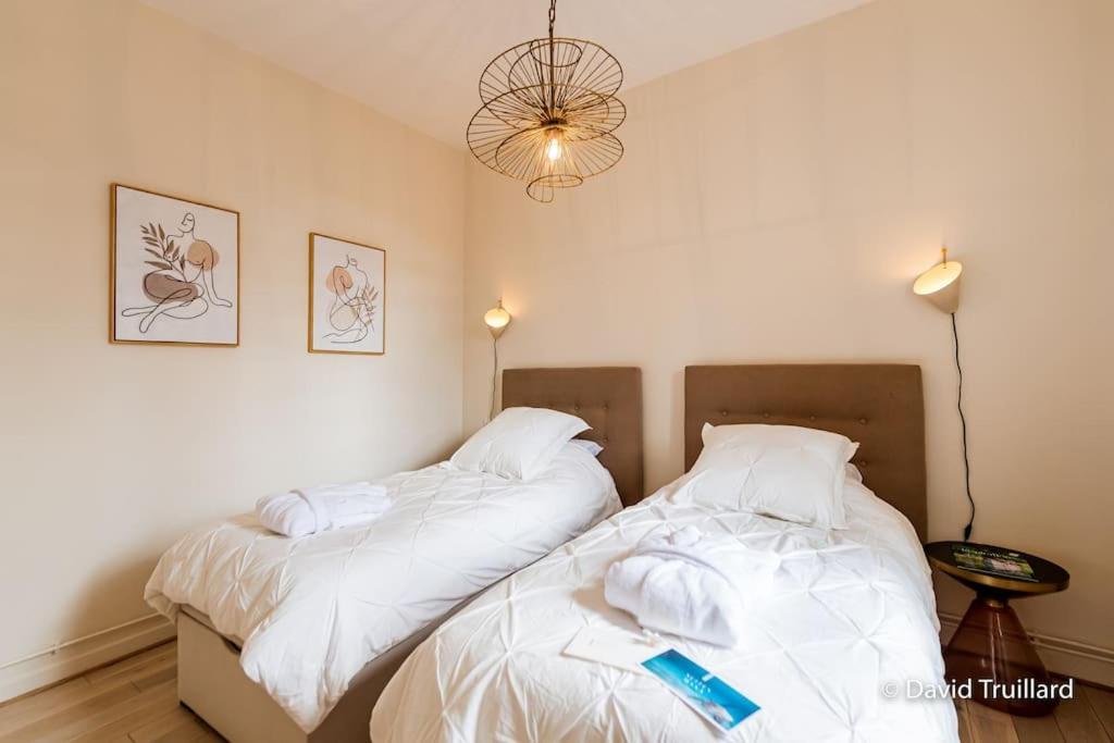 Suites Mana - Matahina Avec Vue Superbe Sur La Place Ducale Et Parking Prive Inclus Charleville-Mezieres Ngoại thất bức ảnh