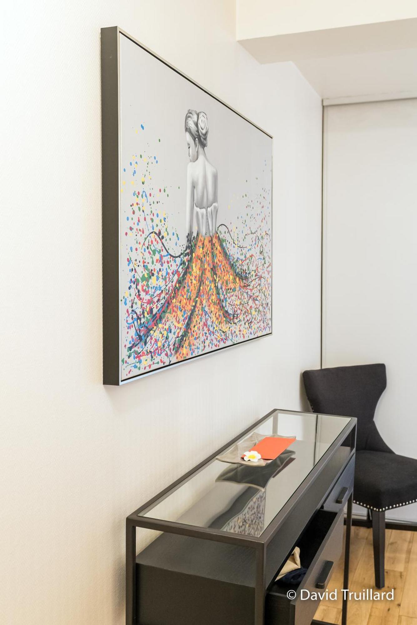 Suites Mana - Matahina Avec Vue Superbe Sur La Place Ducale Et Parking Prive Inclus Charleville-Mezieres Ngoại thất bức ảnh